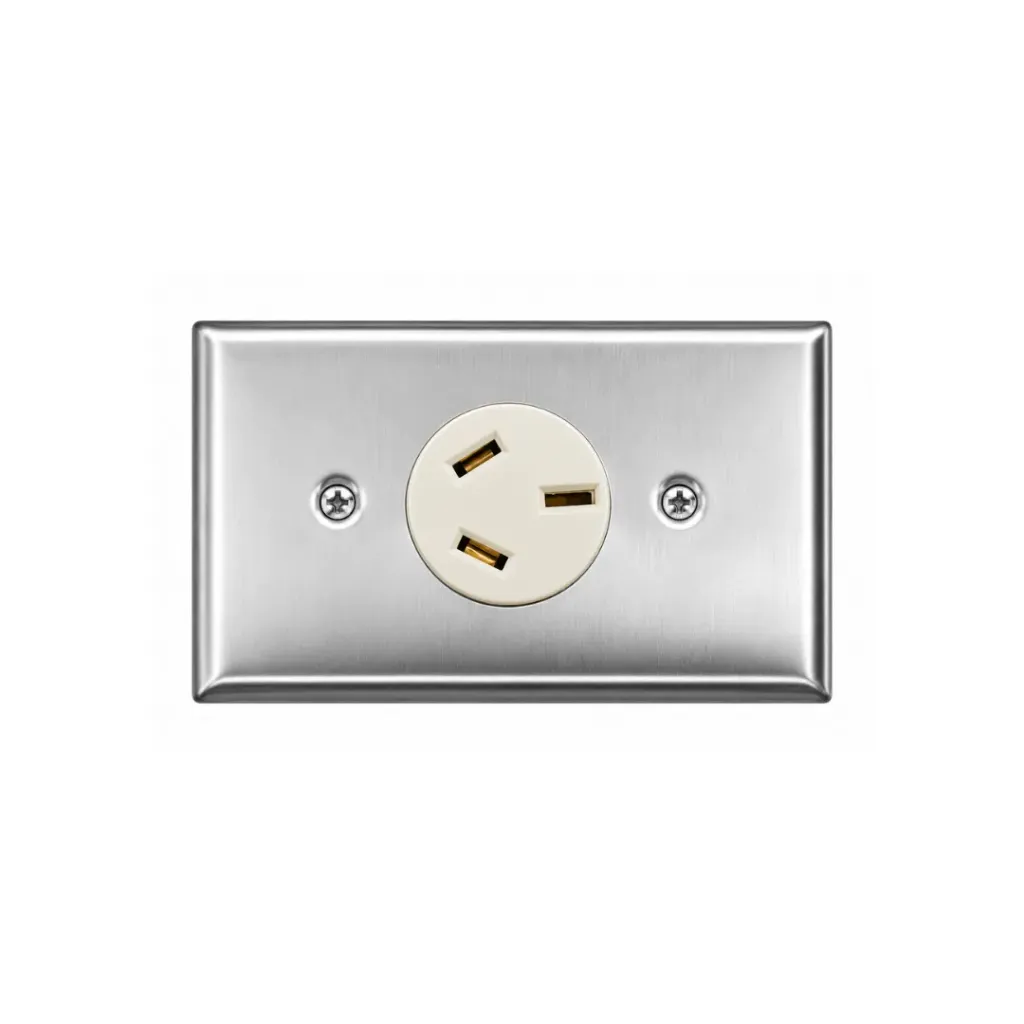 [4438] TOMA TRIFILAR 3X20A PLACA CROMADA INCRUSTAR MERCURY(ETI323)